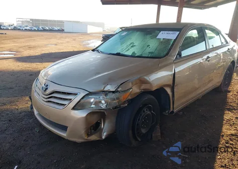 2011 Toyota Camry Le z USA, uszkodzony, nr VIN 4T1BF3EK6BU188713